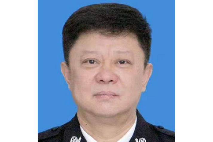 梁東(黑龍江省哈爾濱市阿城區政府副區長兼區公安局局長) 梁東(黑龍江省哈爾濱市阿城區政府副區長兼區公安局局長)