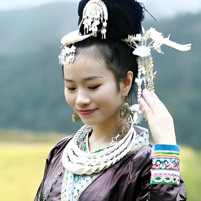 村姑阿香(抖音創作者)