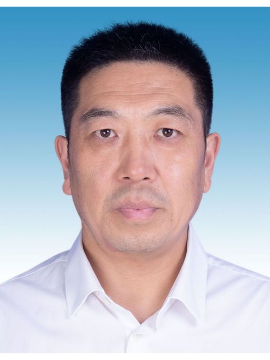 張萬波(山東省青島市大數據發展管理局副局長) 張萬波(山東省青島市大數據發展管理局副局長)
