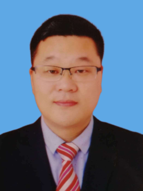 陳愛國(宜昌市人民政府扶貧辦公室黨組成員、副主任) 陳愛國(宜昌市人民政府扶貧辦公室黨組成員、副主任)