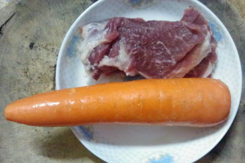 胡蘿蔔絲炒肉片