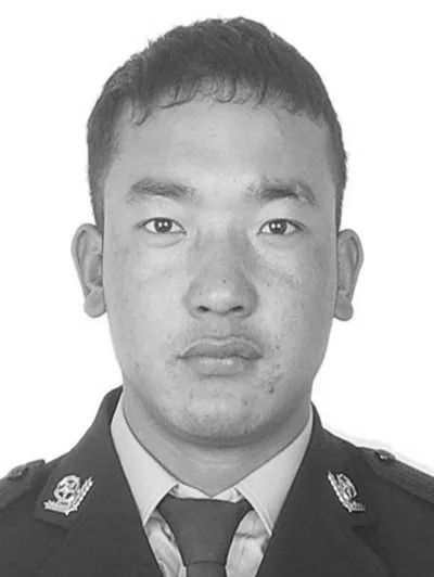 次仁加措(西藏自治區那曲市尼瑪縣公安局交通警察大隊民警) 次仁加措(西藏自治區那曲市尼瑪縣公安局交通警察大隊民警)