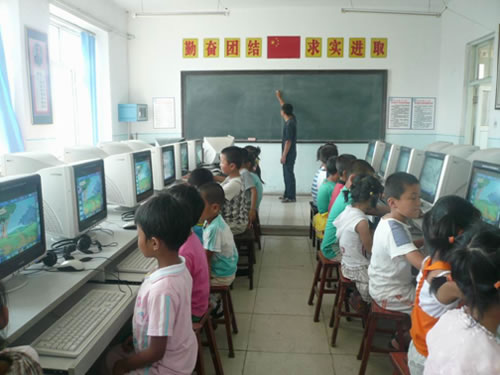 農村中國小現代遠程教育工程