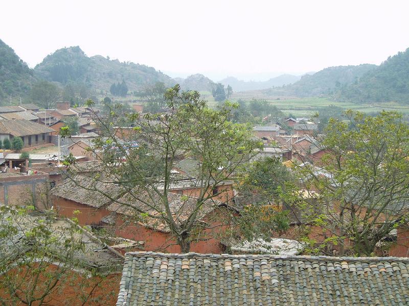 威黑村 威黑村