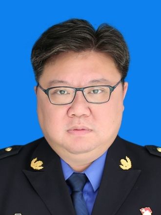 徐斌(浙江省衢州市柯城區綜合行政執法局黨委副書記、副局長) 徐斌(浙江省衢州市柯城區綜合行政執法局黨委副書記、副局長)