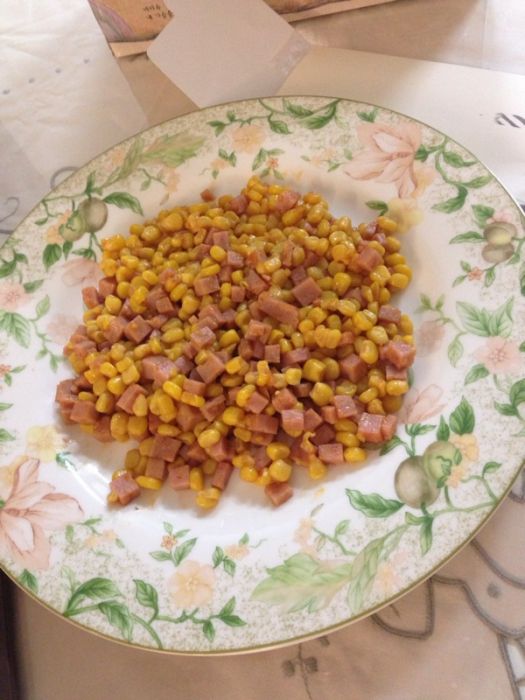 火腿玉米丁 火腿玉米丁