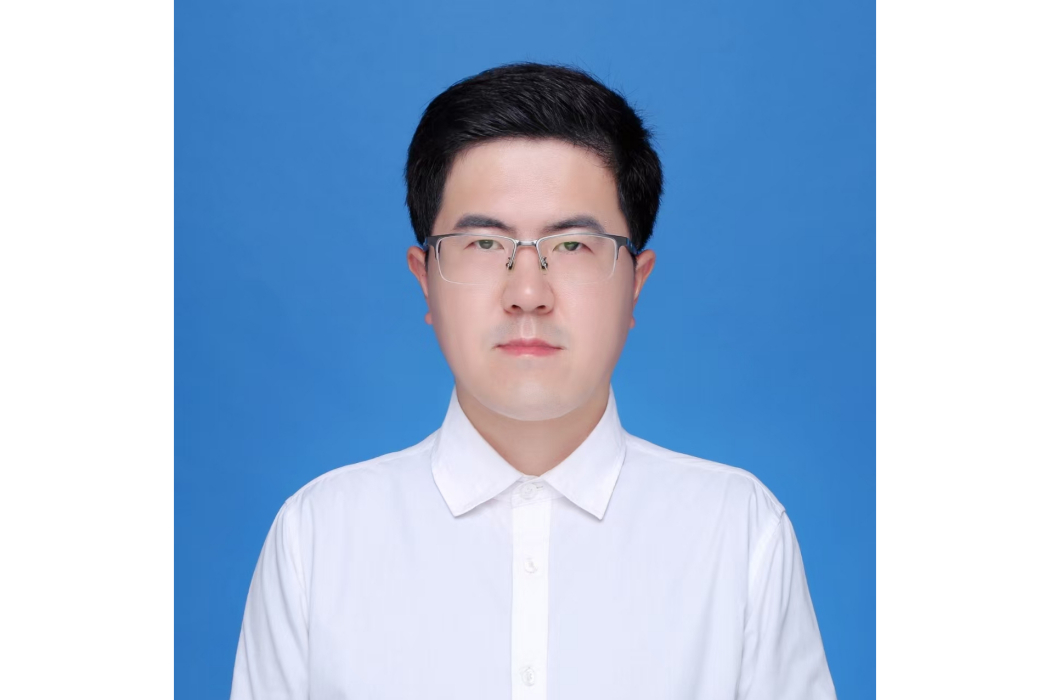 王震宇(李派快板書第三代傳承人) 王震宇(李派快板書第三代傳承人)