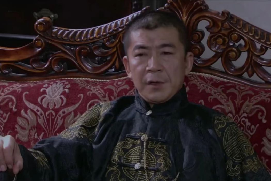 宋蛟龍(年代懸疑劇《玲瓏局》中的角色) 宋蛟龍(年代懸疑劇《玲瓏局》中的角色)