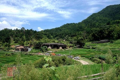 西山村