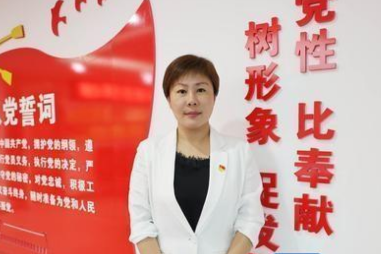 康娜(中國建築東莞分公司工會副主席) 康娜(中國建築東莞分公司工會副主席)