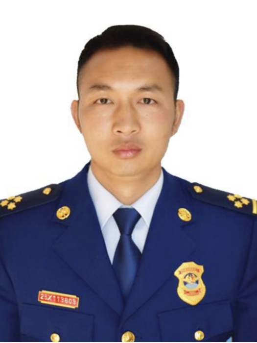 趙雲松(雲南省昆明市消防救援支隊特勤大隊一站政治指導員) 趙雲松(雲南省昆明市消防救援支隊特勤大隊一站政治指導員)