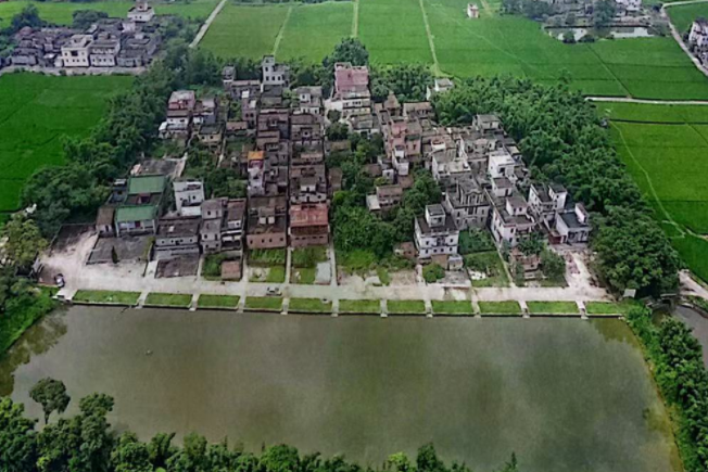 水樓村(廣東省江門市開平市赤坎鎮小海行政村下轄自然村)