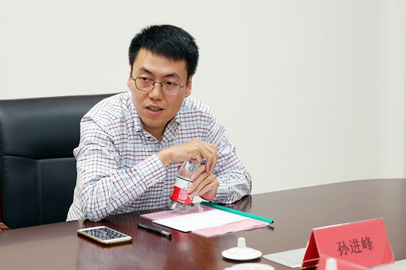 孫進峰(金洲管道董事長,董事) 孫進峰(金洲管道董事長,董事)