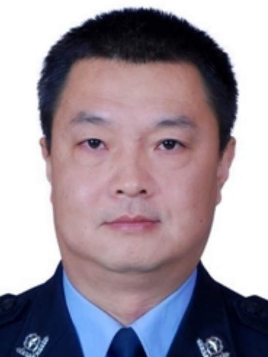 張翔(陝西省寶雞市扶風縣人民政府副縣長、縣公安局局長) 張翔(陝西省寶雞市扶風縣人民政府副縣長、縣公安局局長)