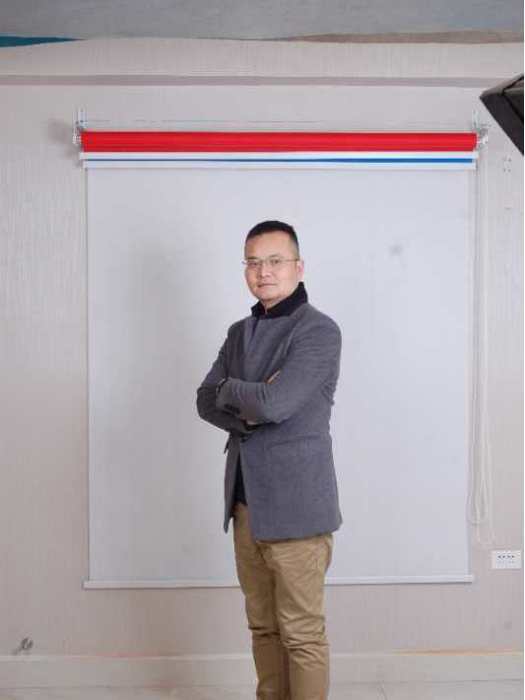 陳全勝(湖北魅力廣告有限公司董事長) 陳全勝(湖北魅力廣告有限公司董事長)