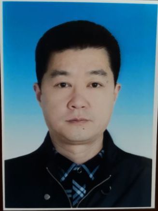汪曉峰(安徽省葉集區人民政府辦公室黨組書記、主任) 汪曉峰(安徽省葉集區人民政府辦公室黨組書記、主任)
