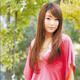 李恩美(韓國女子歌唱團體IRIS成員) 李恩美(韓國女子歌唱團體IRIS成員)