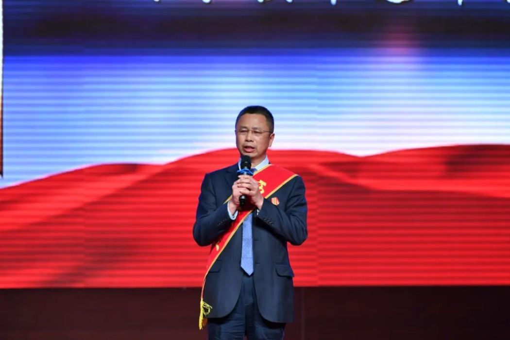 陳克堅(中鐵二院工程集團有限責任公司副總工程師) 陳克堅(中鐵二院工程集團有限責任公司副總工程師)