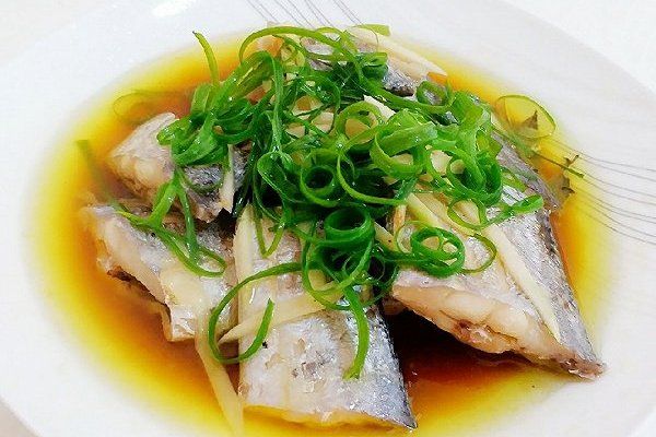 蔥油帶魚 蔥油帶魚