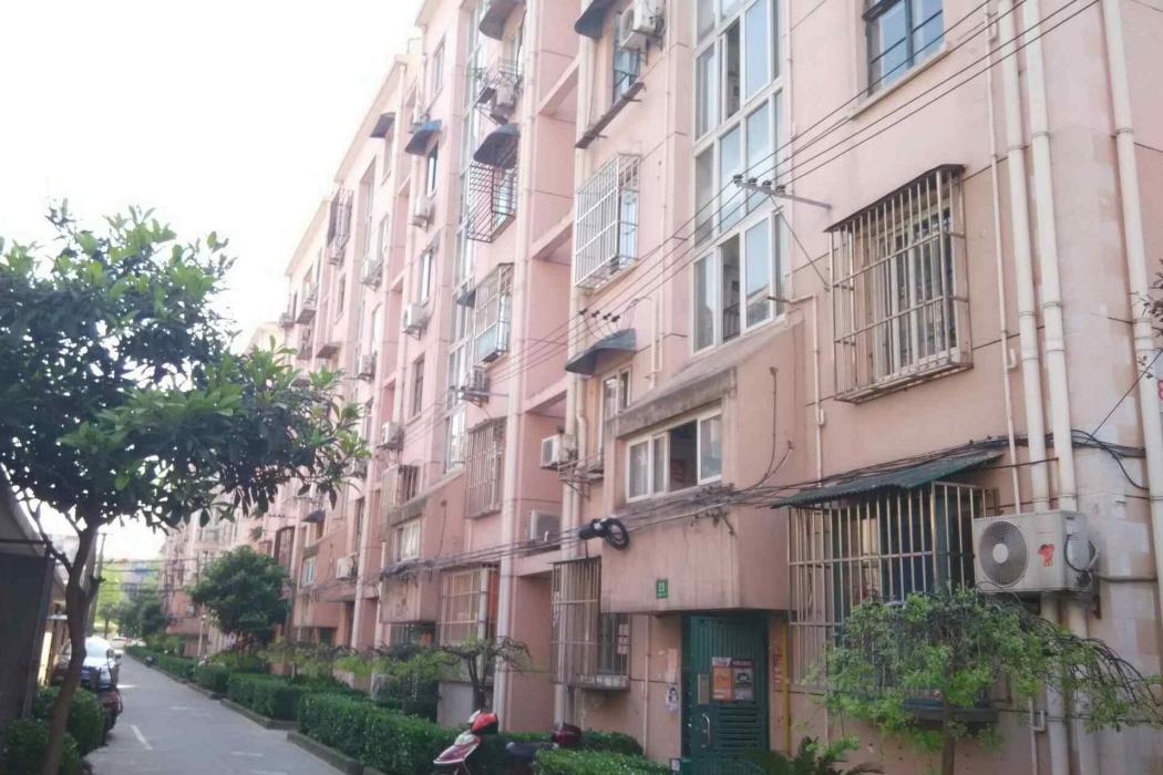 凌兆四村 凌兆四村