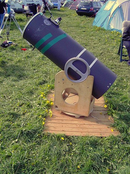 天文愛好者自製的道布森式望遠鏡