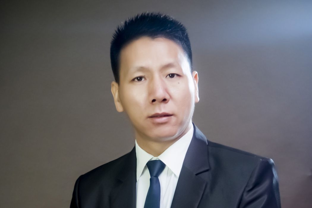 陳海龍(深圳市榮億達科技發展有限公司董事長) 陳海龍(深圳市榮億達科技發展有限公司董事長)