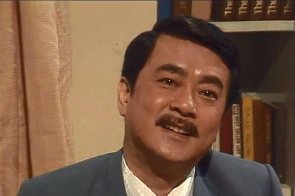 何宏生(新加坡電視劇《人在旅途》中的角色) 何宏生(新加坡電視劇《人在旅途》中的角色)