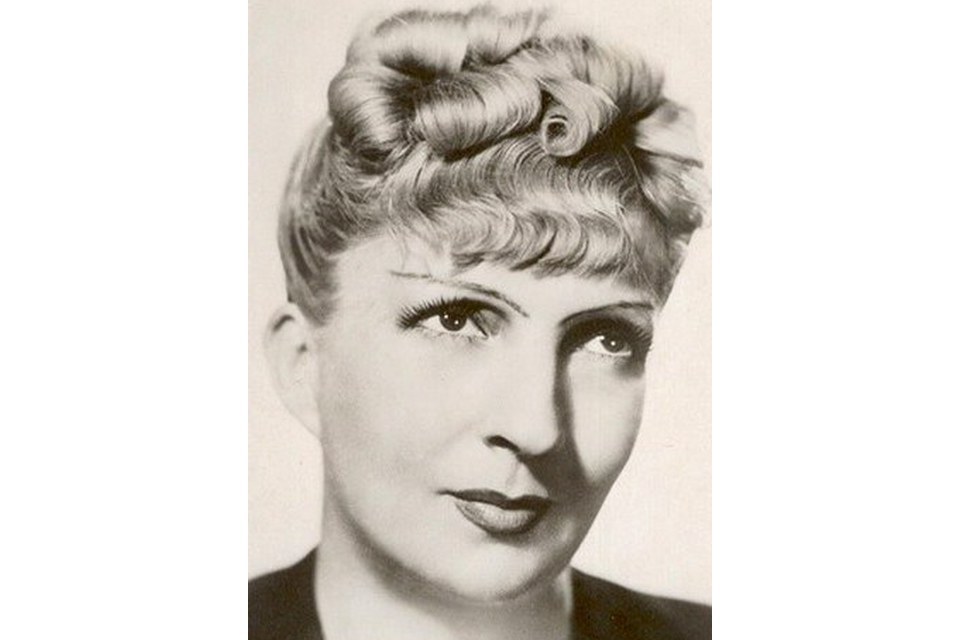 Suzanne Dehelly Suzanne Dehelly