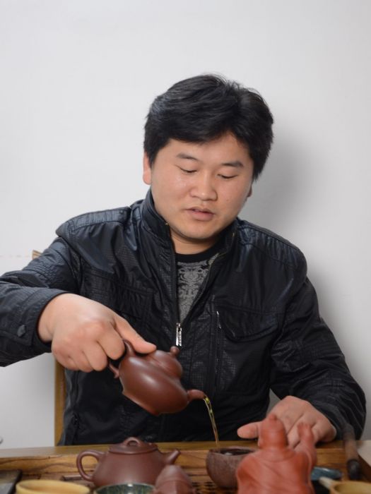 孫西成(中國工藝美術學會會員) 孫西成(中國工藝美術學會會員)