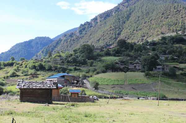 陡普村 陡普村