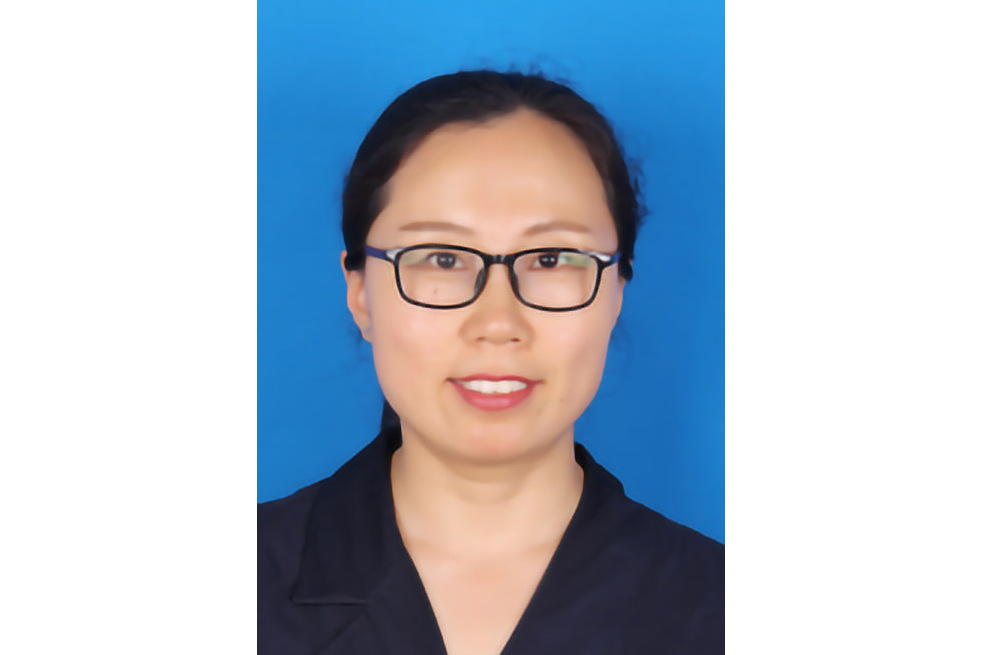 張鳳榮(中國石油大學(華東)理學院副教授) 張鳳榮(中國石油大學(華東)理學院副教授)