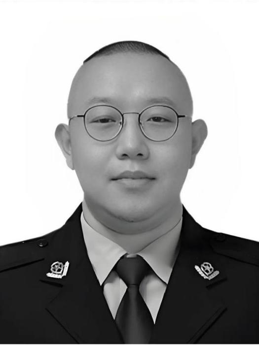 郭健(貴州省黔南布依族苗族自治州都勻市公安局刑偵大隊原四級輔警) 郭健(貴州省黔南布依族苗族自治州都勻市公安局刑偵大隊原四級輔警)