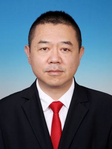 趙淵(內蒙古自治區興安盟阿爾山市委常委、市人民政府副市長) 趙淵(內蒙古自治區興安盟阿爾山市委常委、市人民政府副市長)