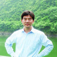 張立峰(江蘇省沭陽如東高級中學副校長) 張立峰(江蘇省沭陽如東高級中學副校長)