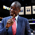 迪肯貝·穆托姆博(Dikembe Mutombo) 迪肯貝·穆托姆博(Dikembe Mutombo)