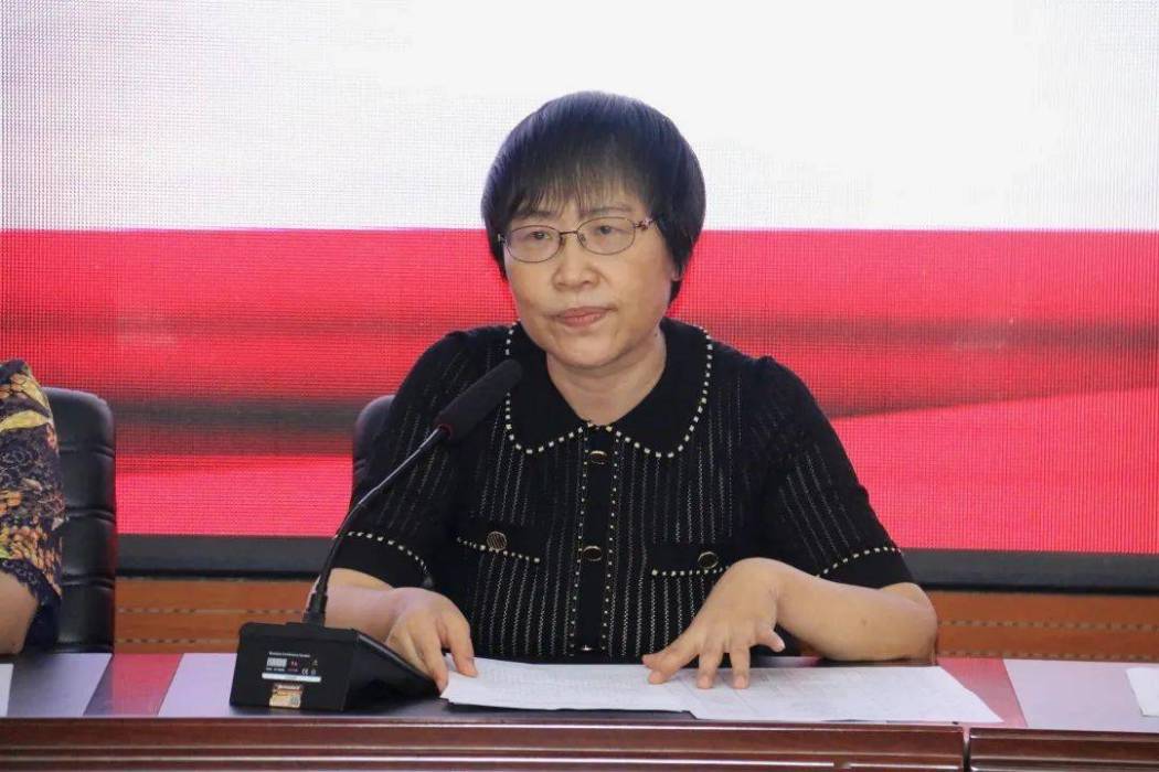 趙彥亭(衡水市第十四中學校長) 趙彥亭(衡水市第十四中學校長)