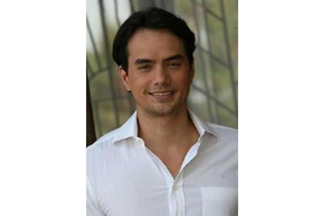 T.J. Trinidad T.J. Trinidad