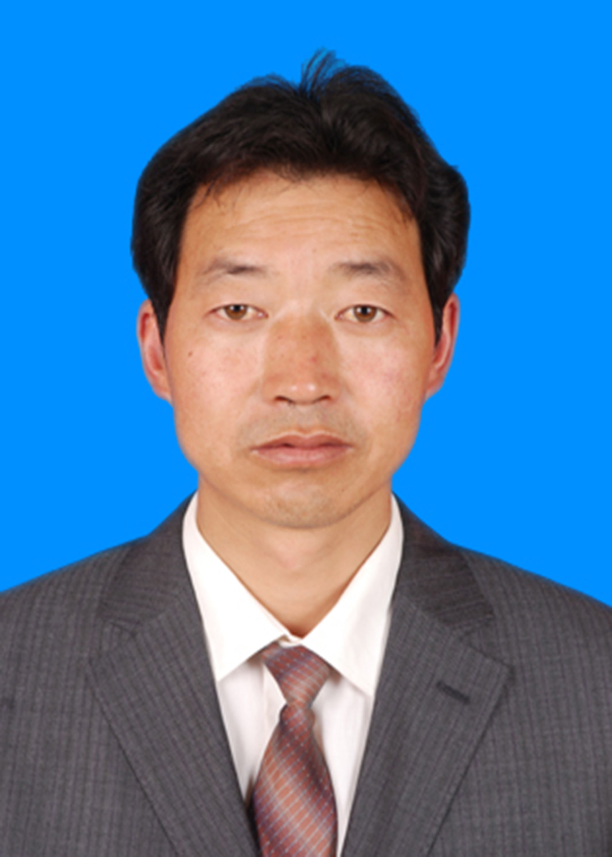 李海龍(甘南藏族自治州生態環境局副局長)