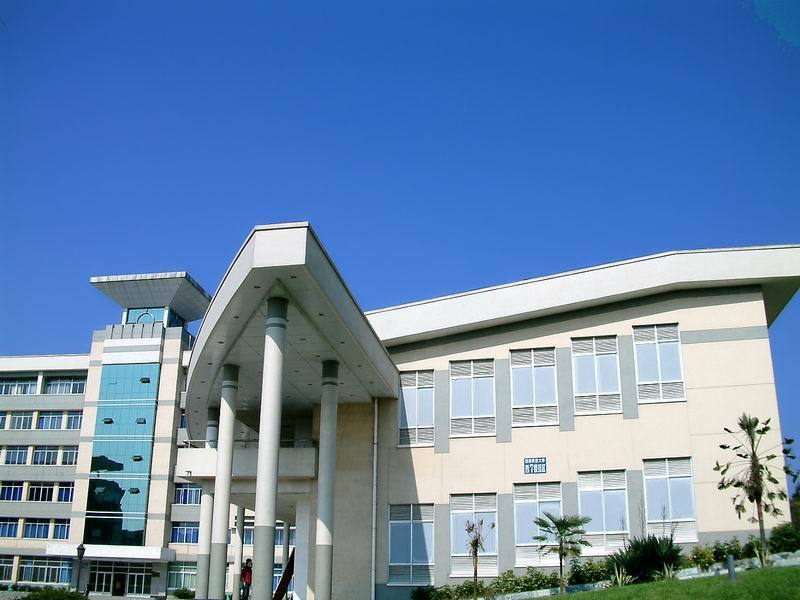 四川大學