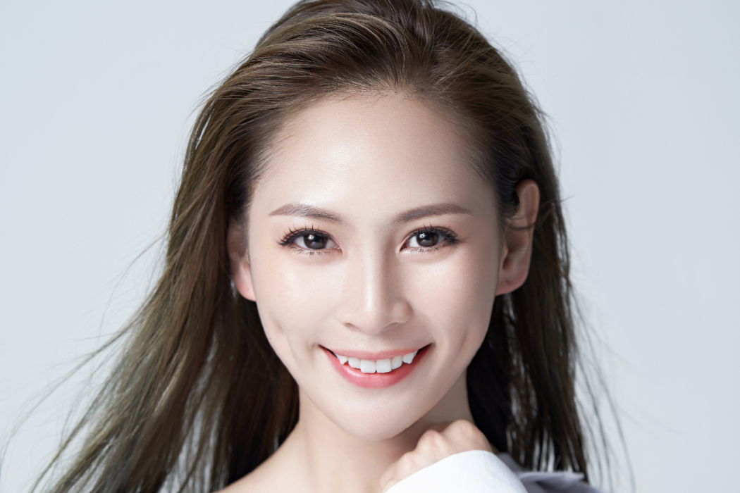 李卓媚(李卓魅) 李卓媚(李卓魅)