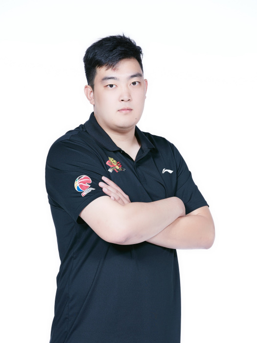 譚旭(中國籃球運動員) 譚旭(中國籃球運動員)