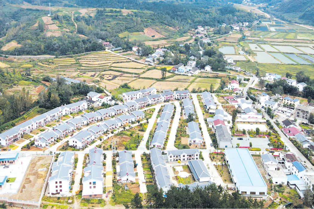 中村村(湖北省十堰市房縣軍店鎮下轄村) 中村村(湖北省十堰市房縣軍店鎮下轄村)