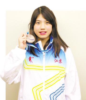張雨霏獲得100米蝶泳銅牌