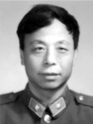 張西庭 張西庭