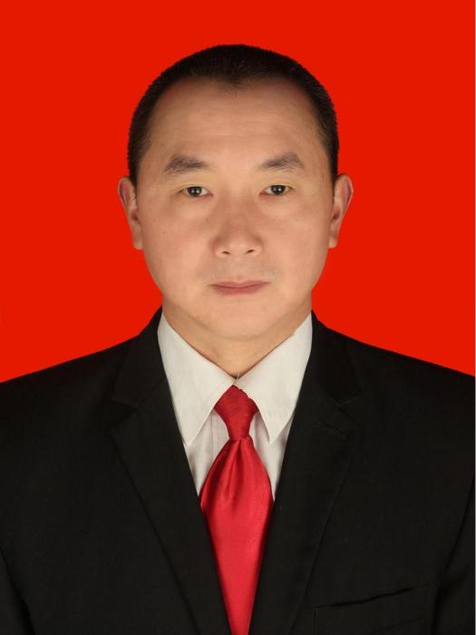 梅智勇(四川省眉山市彭山區人力資源和社會保障局黨組成員、區農勞中心主任) 梅智勇(四川省眉山市彭山區人力資源和社會保障局黨組成員、區農勞中心主任)