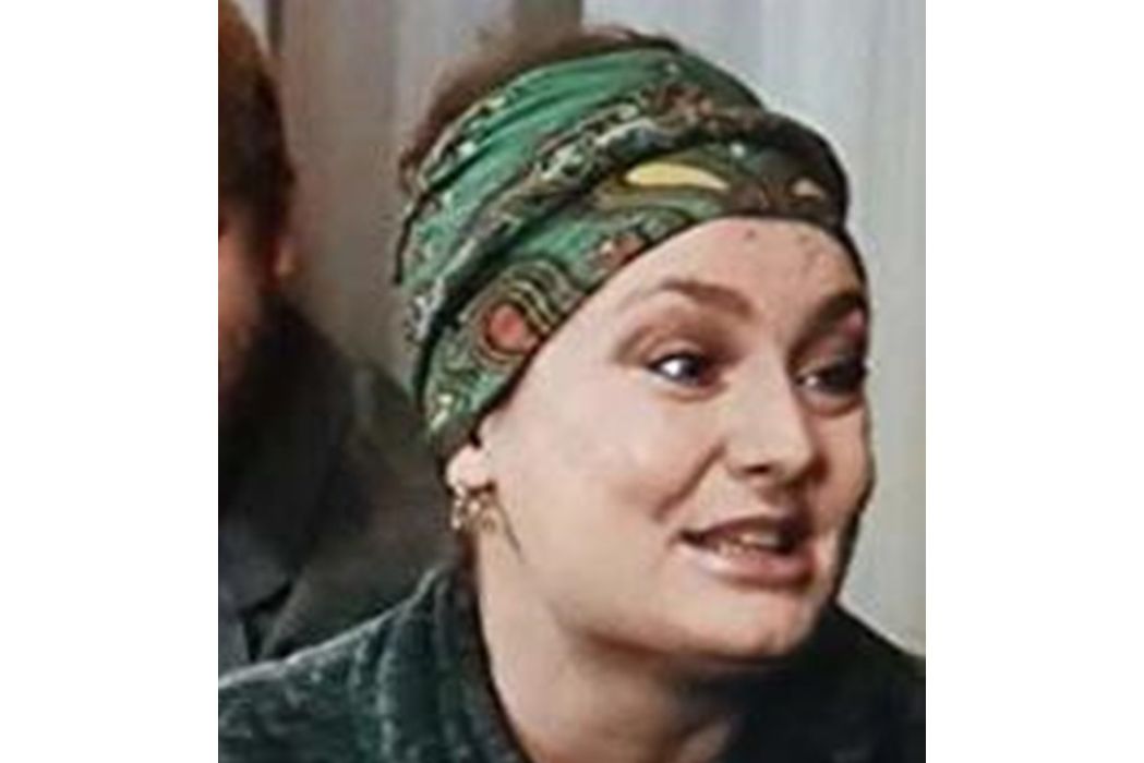 Véra Chidyvar Véra Chidyvar