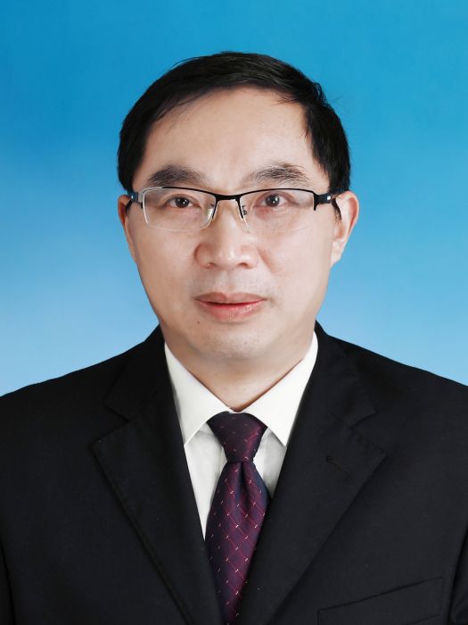 吳小平(重慶市忠縣塗井鄉政法委員、宣傳委員) 吳小平(重慶市忠縣塗井鄉政法委員、宣傳委員)