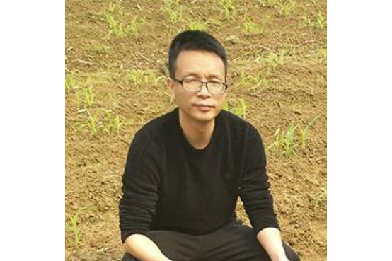 周鵬(羅城縣天河鎮脫貧攻堅工作隊分隊長) 周鵬(羅城縣天河鎮脫貧攻堅工作隊分隊長)