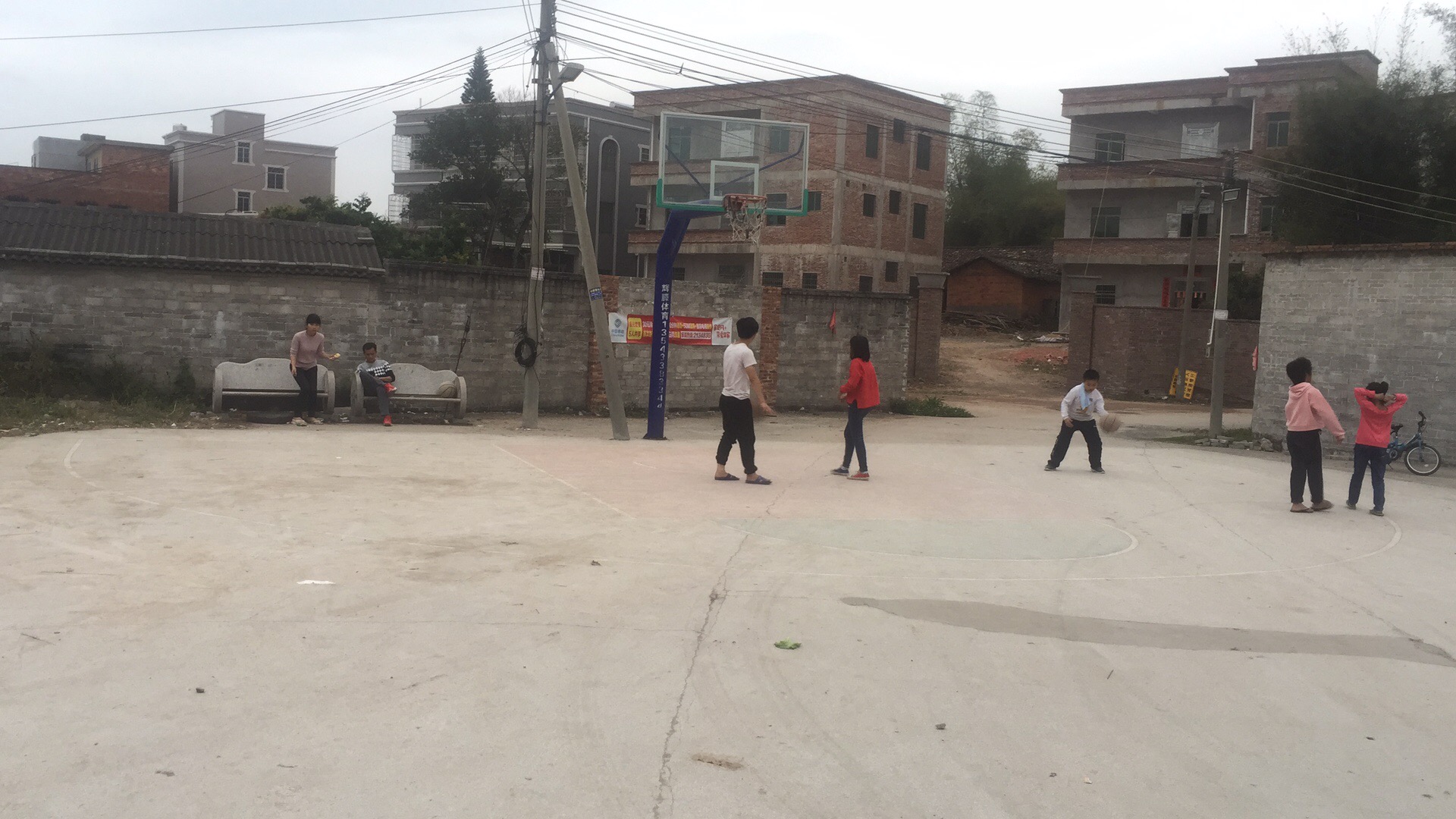 文林村村中籃球場