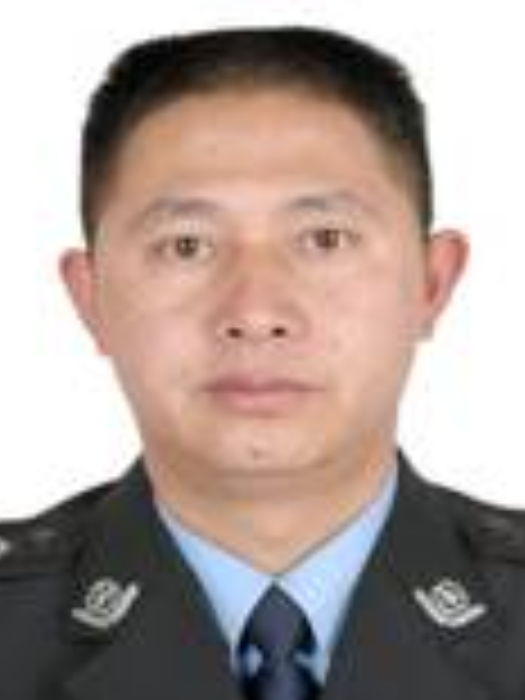 張家榮(貴州省畢節市威寧彝族回族苗族自治縣公安局黨委副書記、政委) 張家榮(貴州省畢節市威寧彝族回族苗族自治縣公安局黨委副書記、政委)